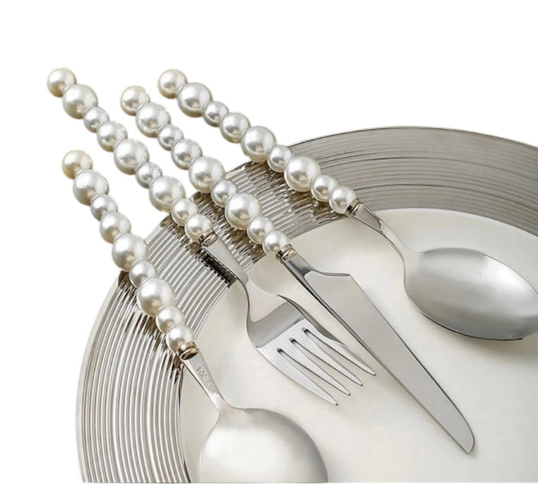 Pearl Cutlery Set (4 pieces)